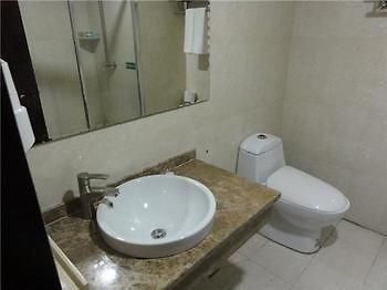 Guan Zhong Hotel Huajin Kültér fotó